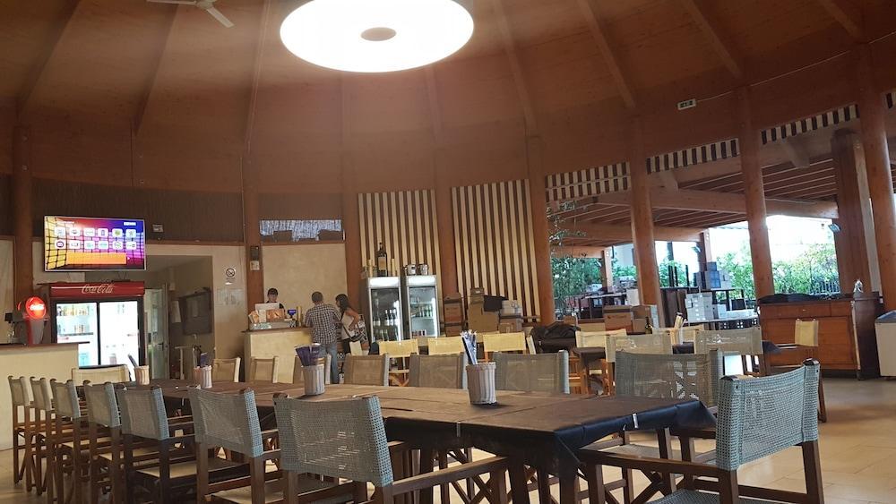 Camping Mare E Pineta Lido di Spina Luaran gambar