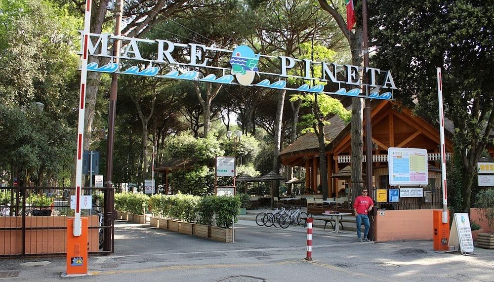Camping Mare E Pineta Lido di Spina Luaran gambar